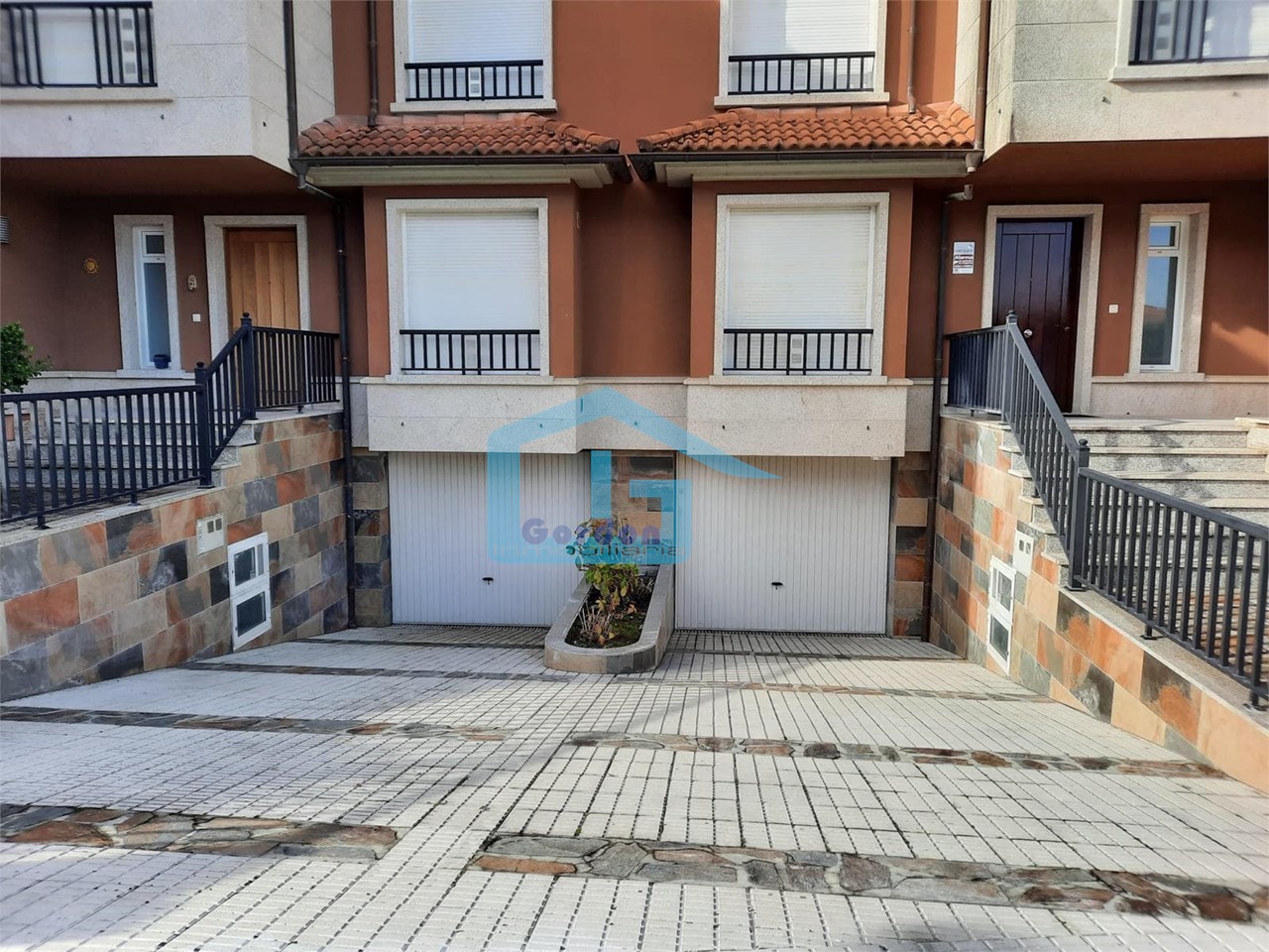 Foto 4 Sanxenxo: A7177: Chalet adosado en urbanización con piscina, jardines comunitarios...